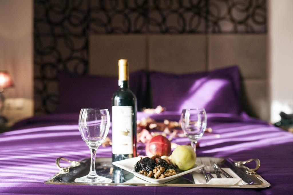 Hotel Veltsi 플로리나 객실 사진