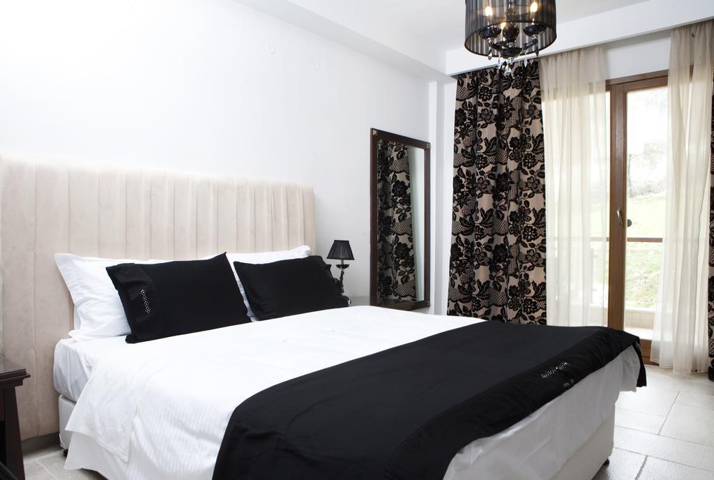Hotel Veltsi 플로리나 객실 사진