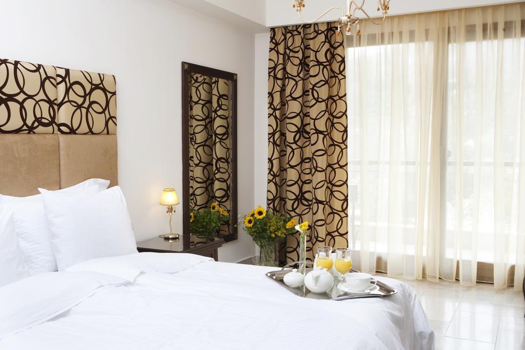Hotel Veltsi 플로리나 객실 사진